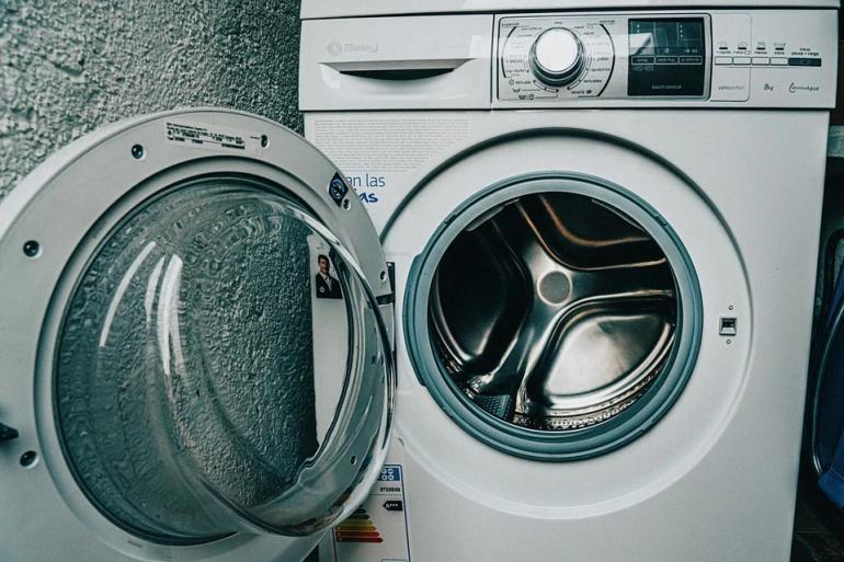 Ubezpieczenie pralki - ile kosztuje i gdzie ubezpieczyć?