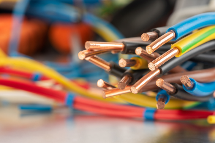 Oznaczenia przewodów elektrycznych – jak je rozumieć?